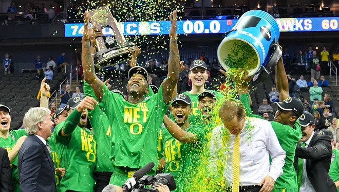  📄 A duck dynasty? Oregon is crowned (S22)